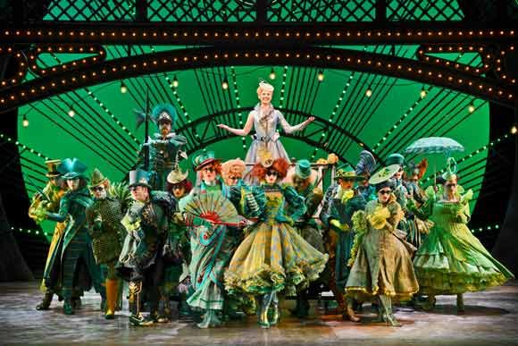 WICKED! UK Tour – Defying Gravity (and) Cables Worldwide